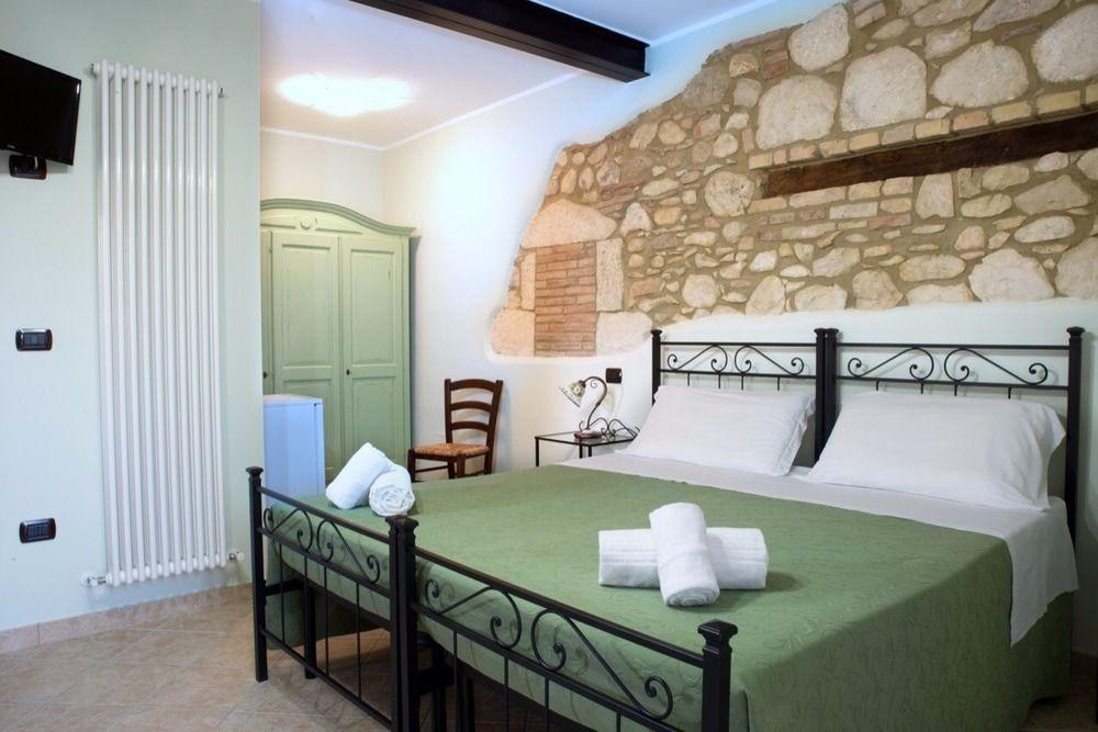 Agriturismo Il Casolare Di Nonno Mario Manoppello Exteriör bild