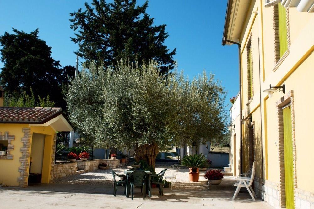 Agriturismo Il Casolare Di Nonno Mario Manoppello Exteriör bild