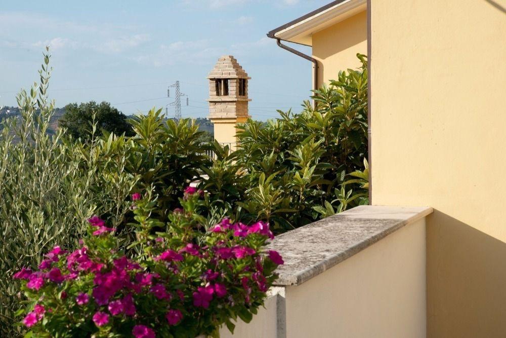 Agriturismo Il Casolare Di Nonno Mario Manoppello Exteriör bild