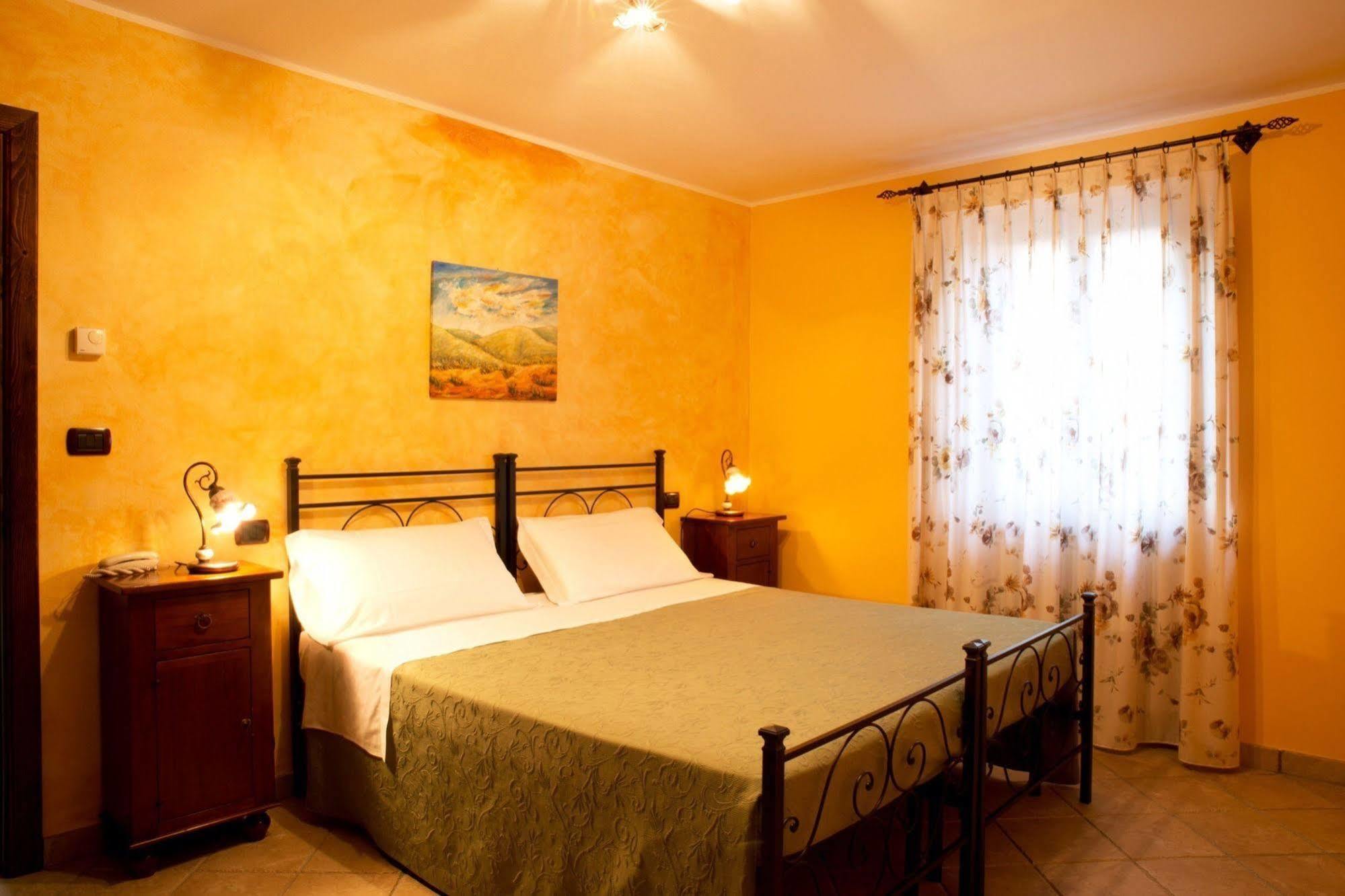 Agriturismo Il Casolare Di Nonno Mario Manoppello Exteriör bild